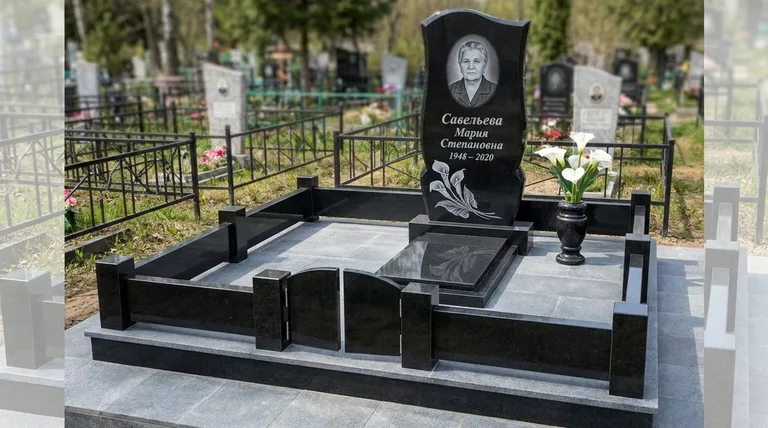 Памятник с гравировкой калл — выполненная работа «Савельева» в Салехарде