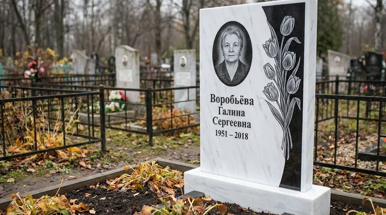 Памятник с гравировкой тюльпанов — выполненная работа «Воробьёва» в Салехарде