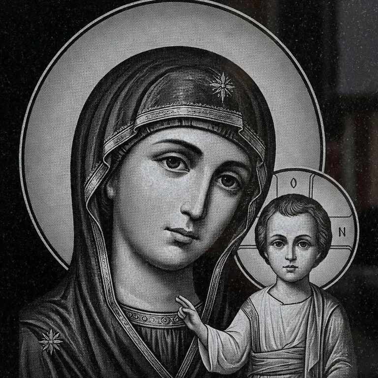 Эскиз иконы: Казанская (полутон) — детальный образ Богородицы, гравировка на памятник в Салехарде