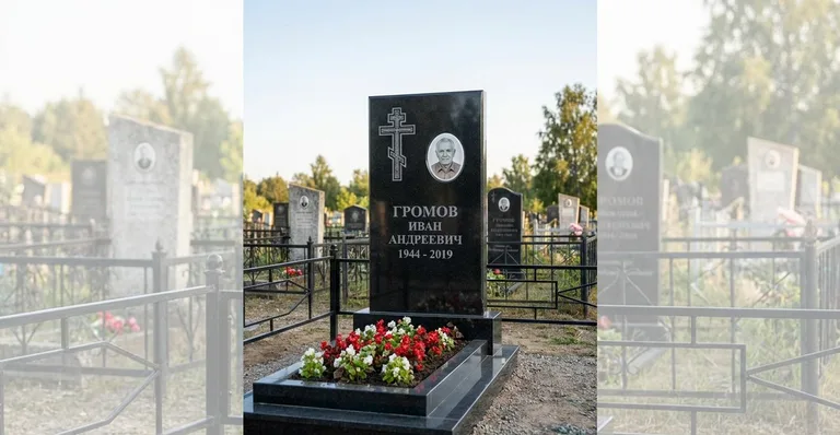 Памятник с оградой, Памятники мастерской «Мастер Каменев» на кладбищах Краснодара