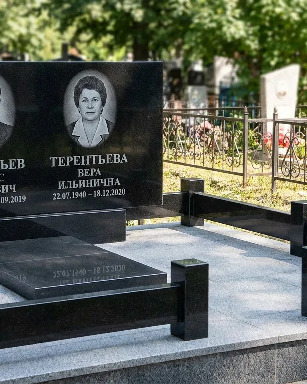 Премиум памятник под ключ с золочёной гравировкой в Салехарде