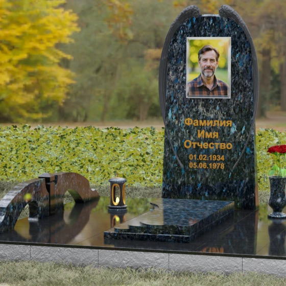 Вертикальный гранитный памятник для одного во Владивостоке, гранит Блю Перл, вид 4