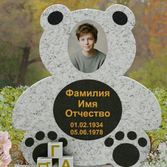 Гранитный светский вертикальный памятник без креста в Ульяновске, гранит Мансуровский